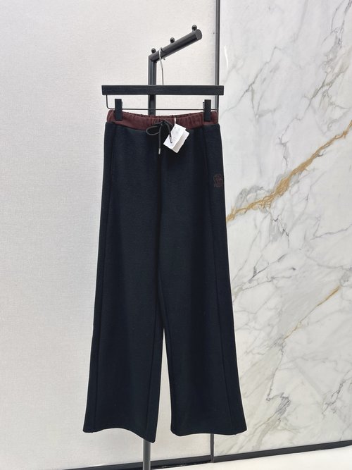 Brunello Cucinelli Contrast-stitched Straight Pants with Embroidered Logo, Distinctive and Stylish