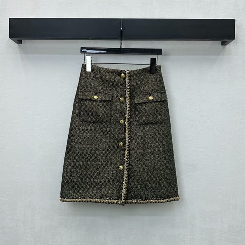 Chanel Woven Wool Straight Skirt with Double C Buttons for a Stylish Appearance