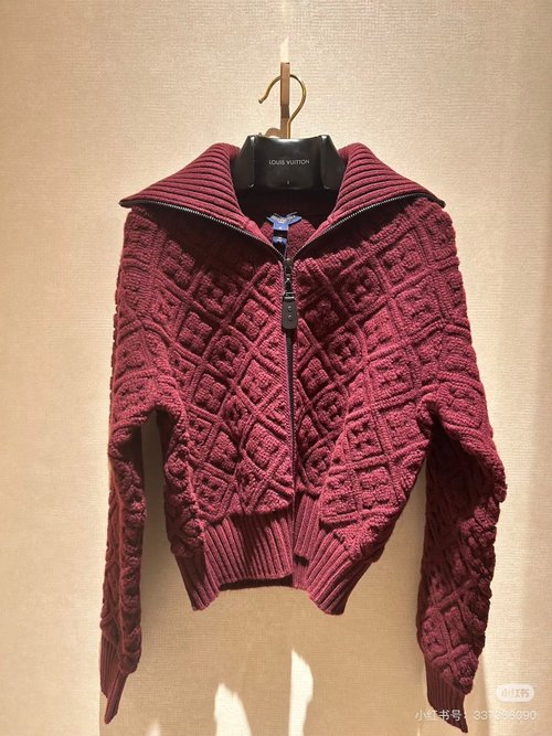 Louis Vuitton Luxury Knit Short Open Cardigan with Logo and Pattern