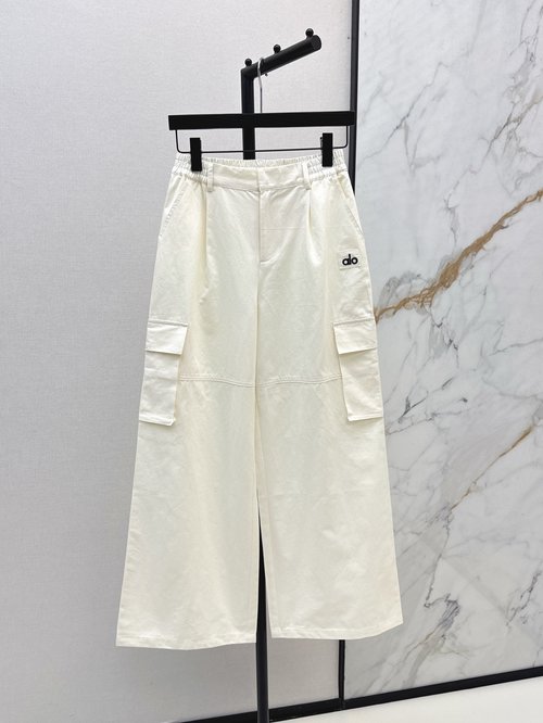 Loewe Embroidered Badge Utility Pants, Loose and Fashionable