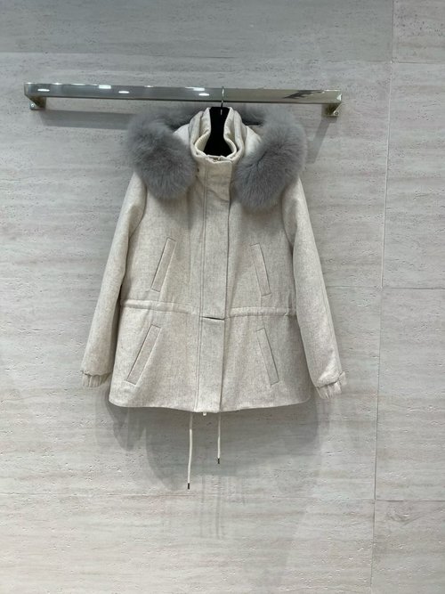 Loro Piana Warm Stylish Ski Jacket with Imported Fox Collar, Classic Flight Design, Detachable Hood