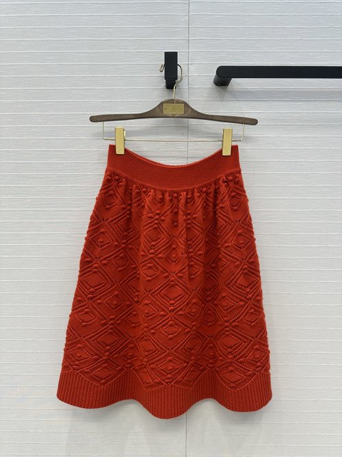 Loro Piana Luxury Holiday Series Cashmere Knit Skirt with Hollowed Lattice Pattern