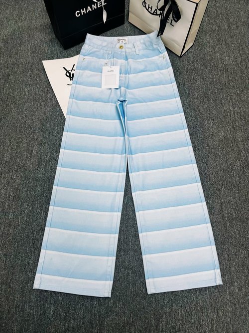 Chanel Classic Blue and White Striped Wide-Leg Jeans for Versatile Wear