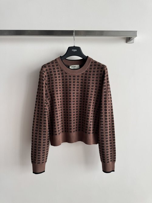 Fendi Soft Round-Neck Pullover Knitwear with Regular Fit