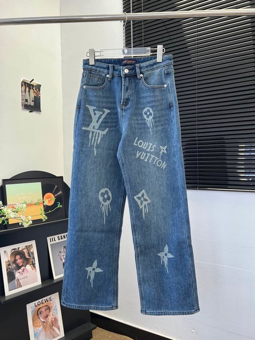 Louis Vuitton Thick Burned Flower Straight Jeans, Warm and Stylish