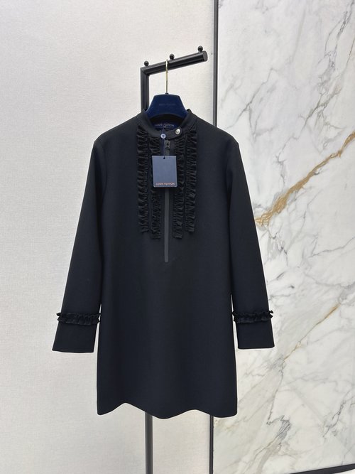 Louis Vuitton Stand-up Collar Dress with Classic Design and High-class Imported Fabric