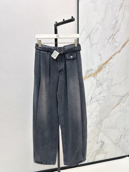 Loewe Distressed Gradient Gray Denim Wide - Leg Pants for Casual Elegance