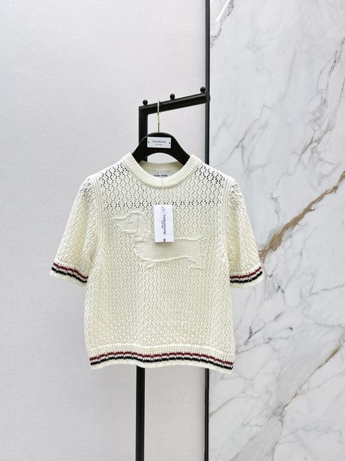 Thom Browne Hector Puppy Pattern Short-sleeved Knit Shirt in Wool Blend, Fashionable Appeal