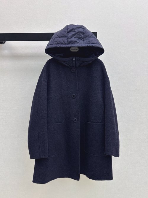 Max Mara Classic Double-Sided Cashmere Coat with Down Liner