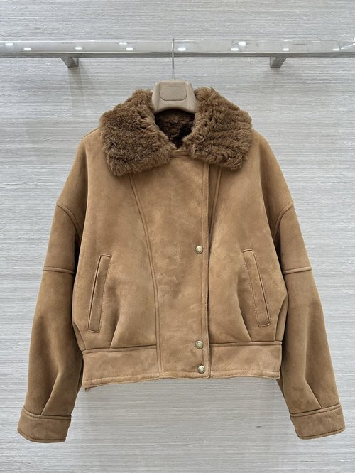 Loro Piana Exclusive High - end Soft and Stylish Fur - on - Leather Coat