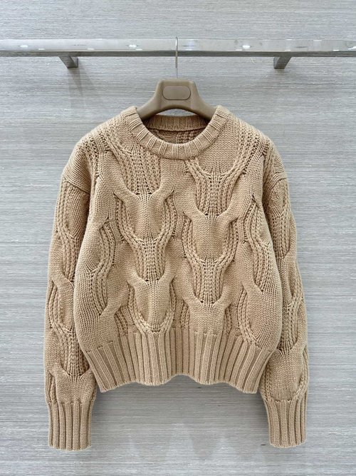 Bottega Veneta Luxury Big Cable Knit Cashmere Sweater, Elegant and Streamlined
