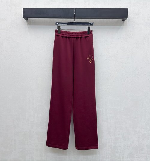 Gucci Straight-Leg Pants with Horsebit for a Festive Appearance