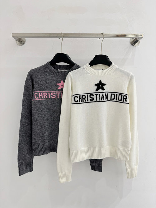 Chanel Round Neck Long Sleeve Top with Black Star and Letter Embroidery