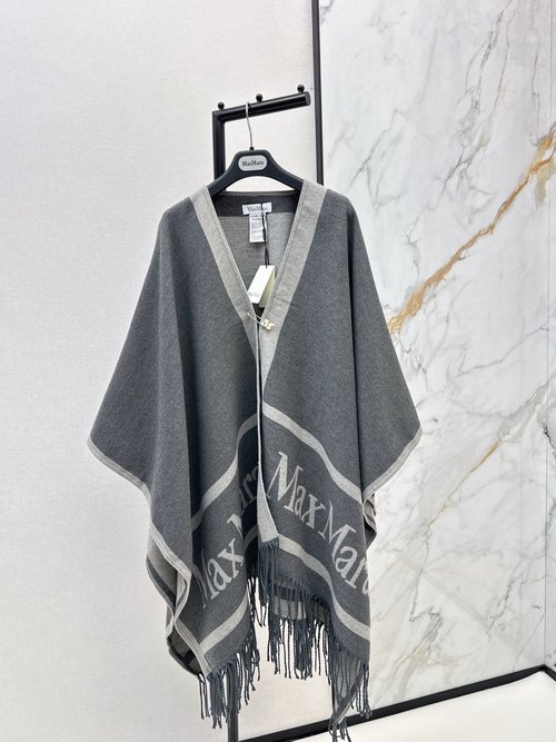 Max Mara Classic Jacquard Cloak Shawl with Handmade Trim for British Retro Charm