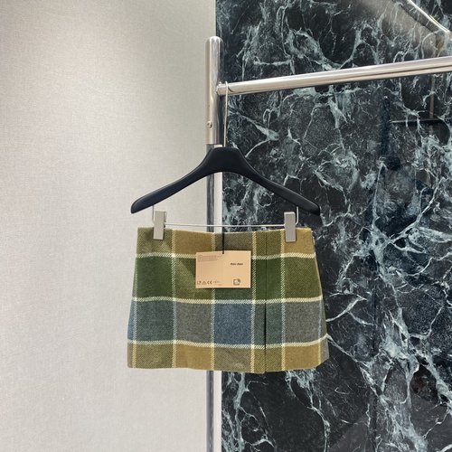 Miu Miu Checkered Slit Skirt with Brand Logo for Various Styles