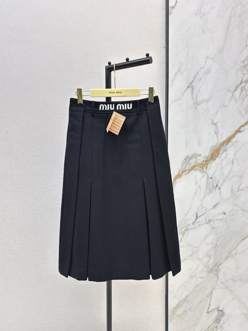 Miu Miu Letter-Embroidered Imported Material Mid-Length Pleated Skirt