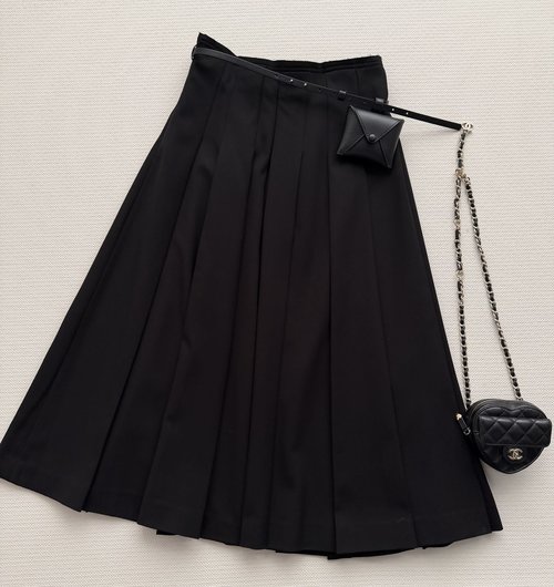 Loro Piana Decorated Wool-Blend Pleated Skirt, Comfort Style