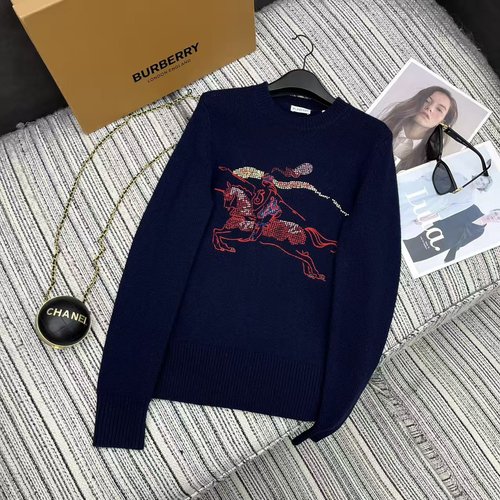 Burberry Embroidered Equestrian Knight Crew Neck Pullover Sweater