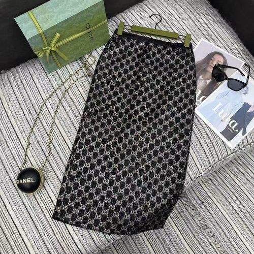 Gucci Hot-Fixed Double G Logo Tweed Pencil Skirt