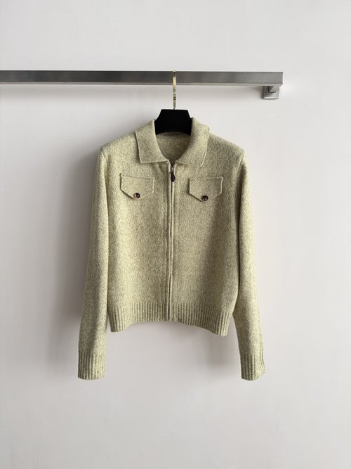 Loro Piana Luxury Wool Zip-Up Jacket with Elegant Collar and Functional Pockets