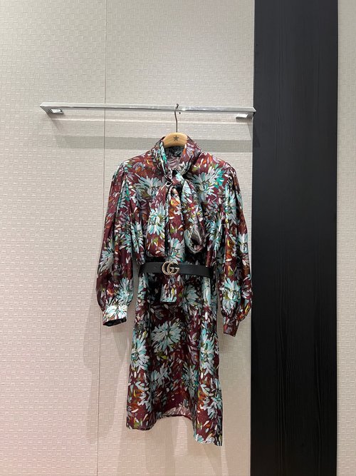Gucci Runway-Inspired French Style Silk Dress with Double G Belt