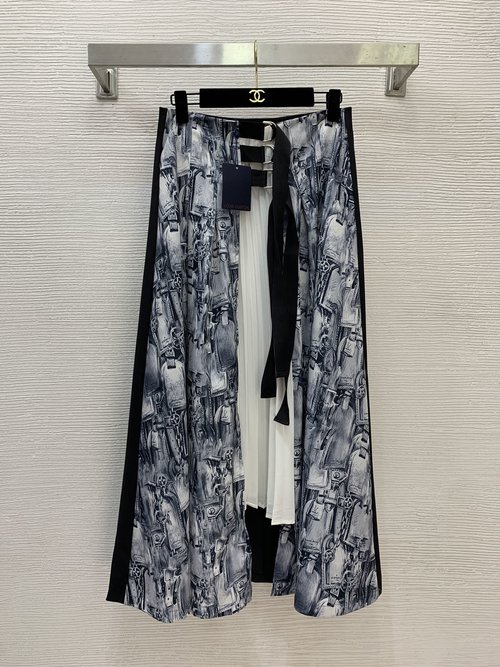 Louis Vuitton European - American Fashion Print A - line Maxi Skirt