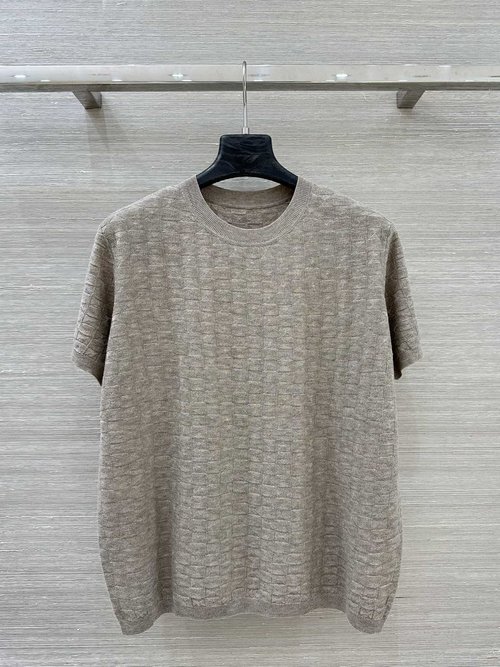 Hermes Classic Knit Top: Hidden Pattern & Premium Yarn