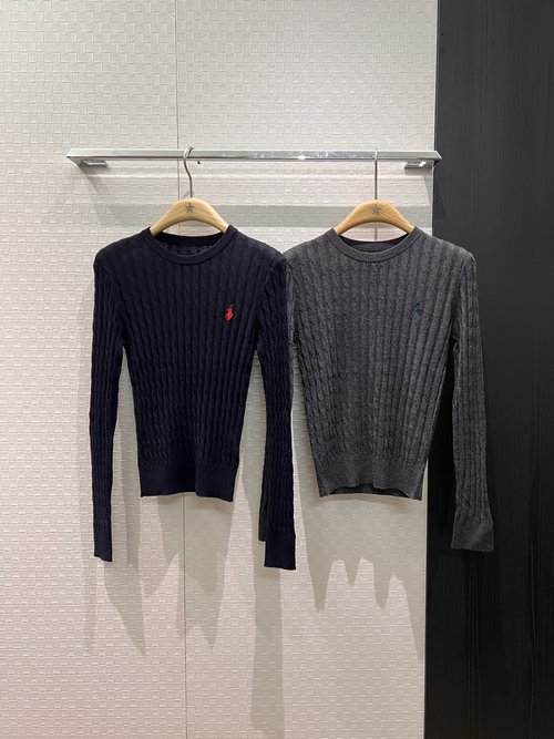 Yves Saint Laurent Stylish Knitted Top with Embroidery and Pattern