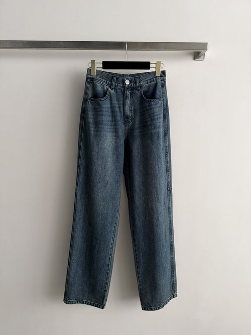 Chanel Double C Decoration Denim Pants, Fashionable and Comfortable