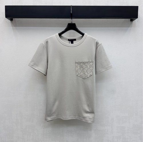 Louis Vuitton Crew Neck Logo Short Sleeve T-Shirt with Clover Design
