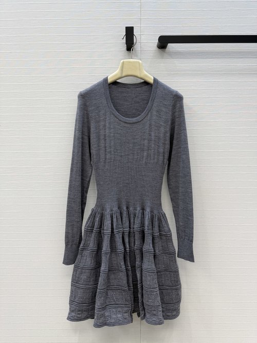 Alaia Elegant Square - Neck Wool Crinoline Knit Dress