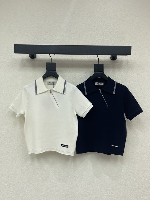 Miu Miu Half-Open Zip Collared Woolen Refined Knit Short Sleeve Top