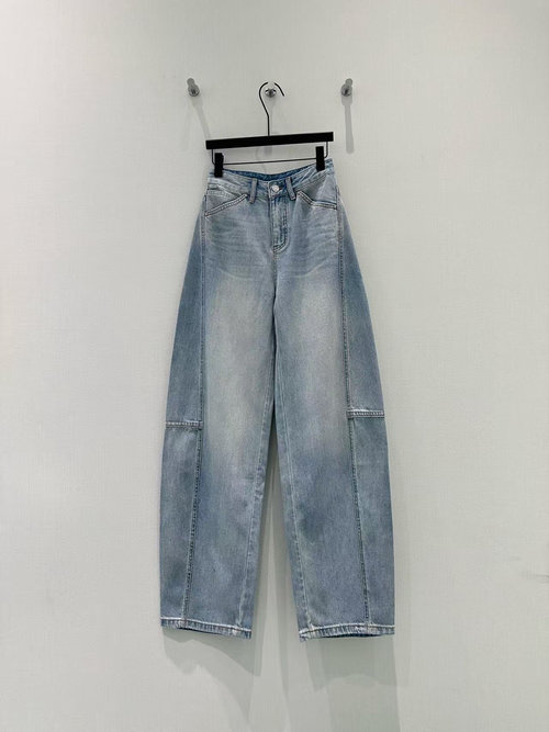 Alexander Wang Designer Studded Letter Jeans with Good Texture