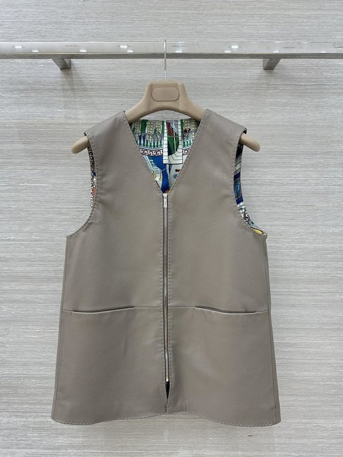 Hermes Premium Lambskin Vest with Minimalist Design