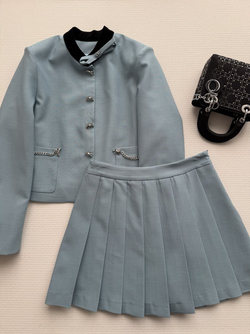 Dior Elegant Suit with Bowknot, Metal Buttons & Chains