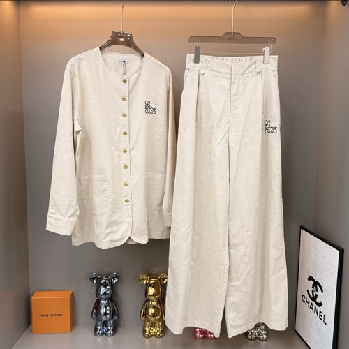 Loewe Linen Suit Set with Elegant Embroidery and Soft Colors
