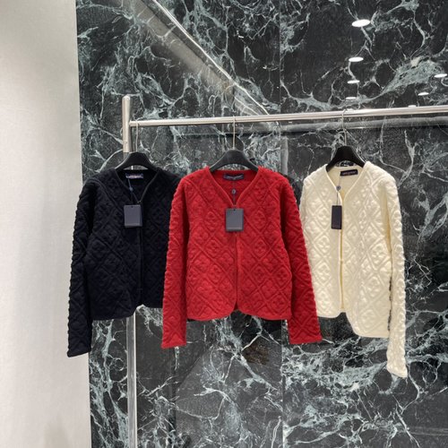 Louis Vuitton Classic Argyle Short Knit Cardigan, Elegant