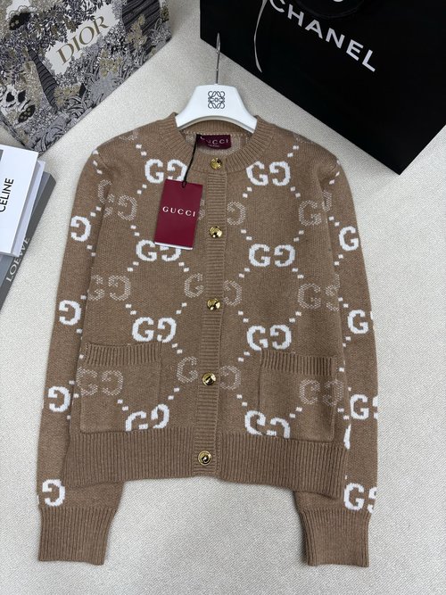 Gucci Knit Round Neck Cardigan with Double G Logo, Classic Fashion