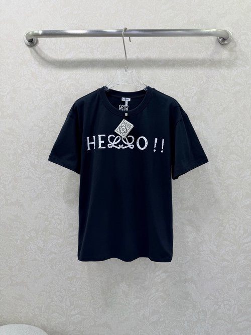 Loewe Soft Cotton Short Sleeve T-shirt for Early Spring Layering