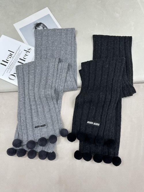 Miu Miu Miu - style Ball Embroidered Scarf in Wool - Cashmere Yarn