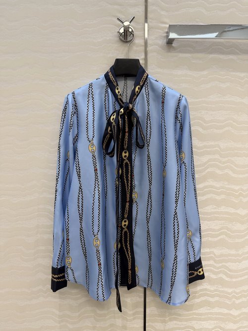 Gucci Elegant Silk Twill Shirt with Contrast Tie