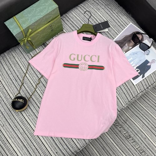 Gucci Classic Spring Logo Short Sleeve Tee for Discerning Customers
