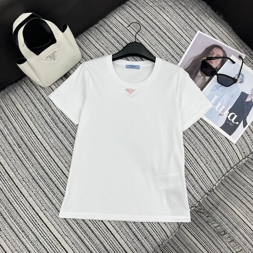 Prada Pra New Short Sleeve Round Neck T-Shirt with Inverted Triangle Logo