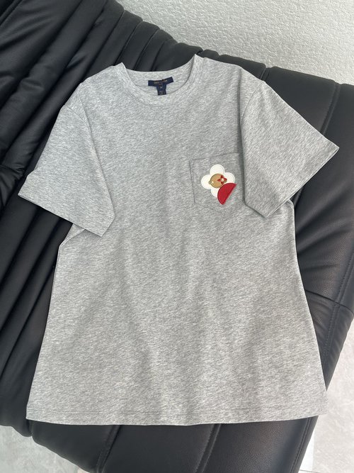 Louis Vuitton Embroidered Pocket Cartoon Pattern Cotton T-Shirt with Fine Craft