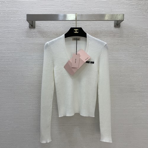 Miu Miu Short-Sleeved Knit Top with Logo in Black, White, Gray