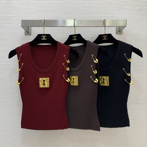 Schiaparelli Slim-Fit Knit Camisole with Gold Pin Accessories