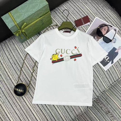 Gucci T-Shirt with Fun Print and Soft Cotton
