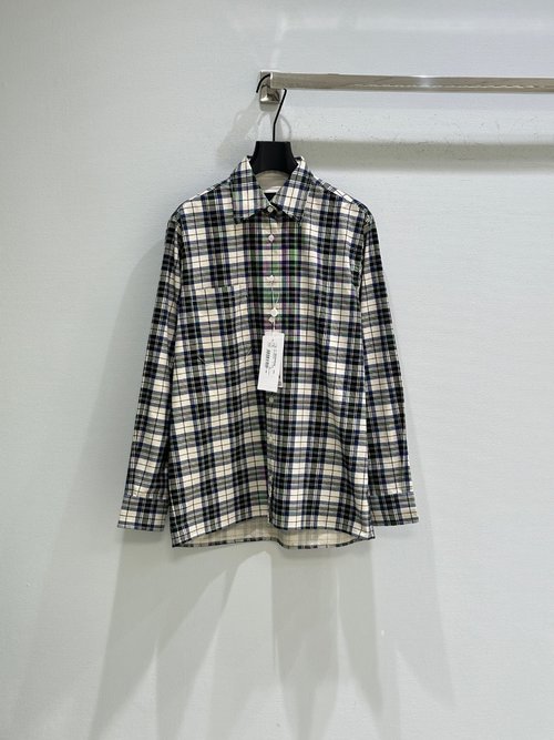 Maison Margiela Reversible Classic Checkered Knit with Vintage and Fashionable Vibe