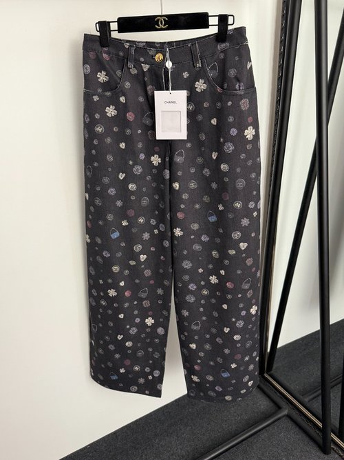 Chanel Little Fragrance Logo Four-leaf Clover Print High-waist Slim Jeans