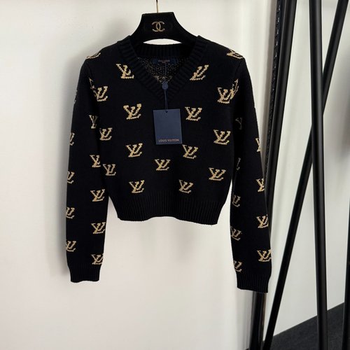 Louis Vuitton Shiny Logo Letter V-Neck Long-Sleeve Knit Sweater in Four Colors
